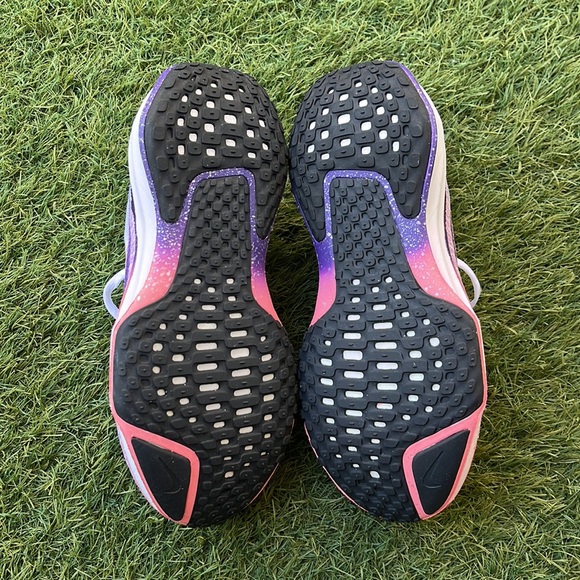 Nike ZoomX Invincible Run Flyknit 3 - Picture 5 of 5